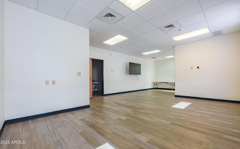 Suite 102 Open Space Bonus Room