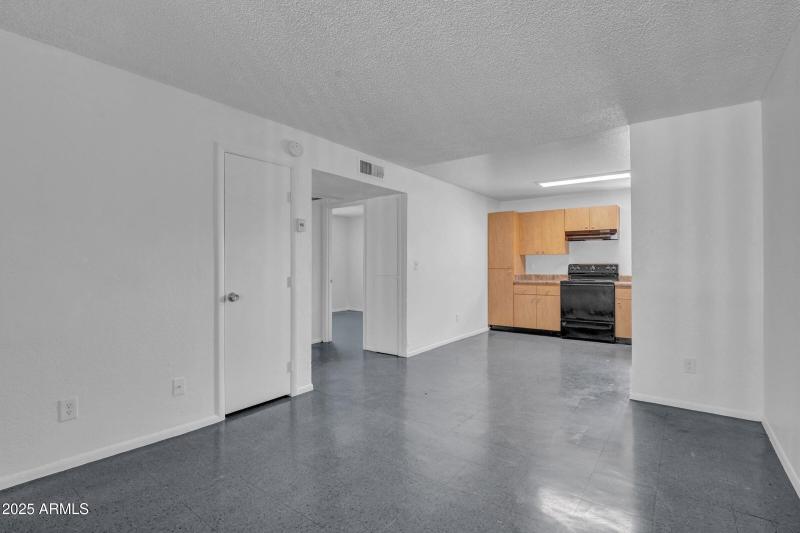 20-custom-2234 W Hazelwood St-20