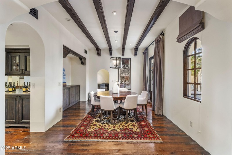 11-8374 - Dining Room - Pass Through Bar