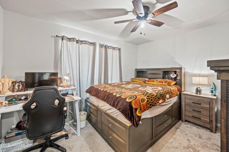 7231 W Flower St Phoenix AZ 85033-11