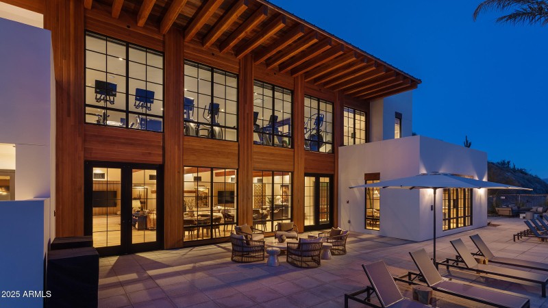 Mountain Club Entrance