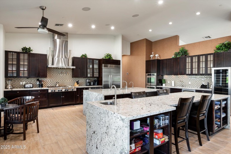 08-8038 E Desert Cove Ave-8