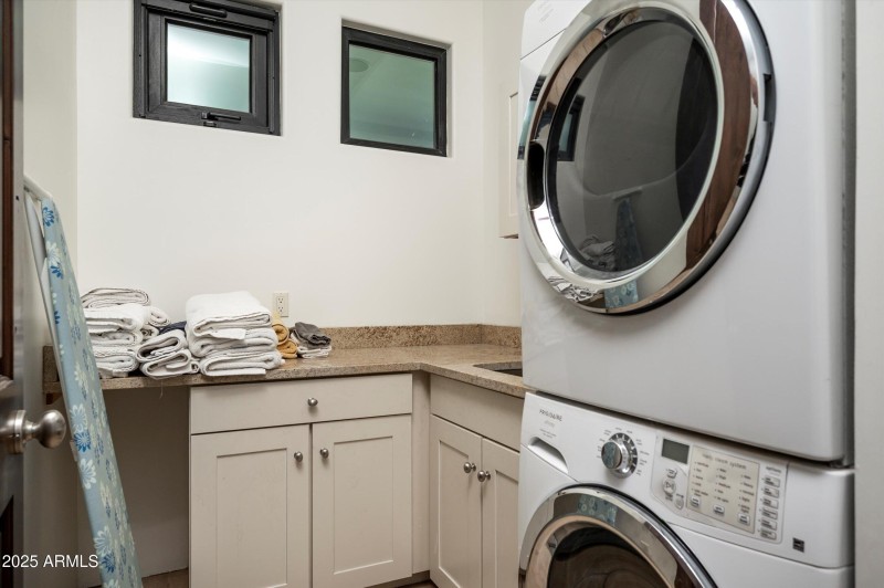 43-8038 E Desert Cove Ave-43