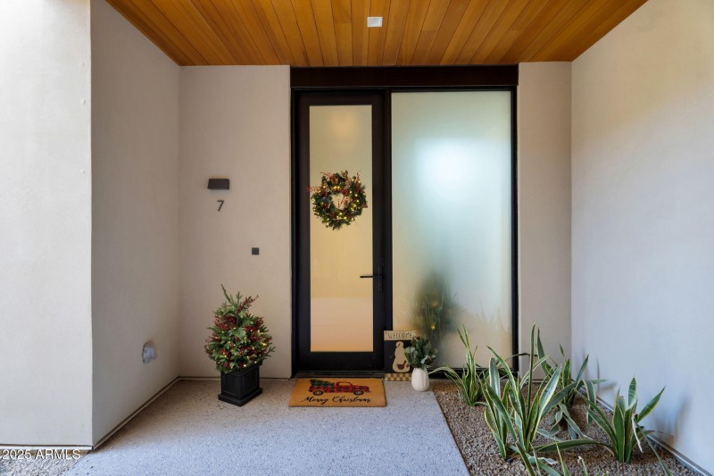 4-web-or-mls-Phoenician Blvd-4