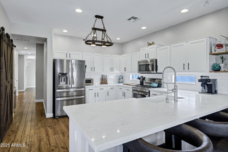 3402 E Thornton Ave-19