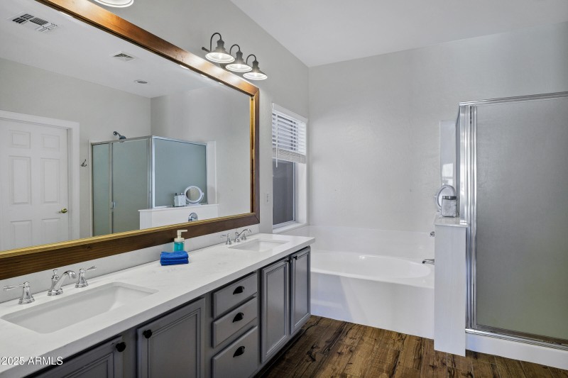 3402 E Thornton Ave-35