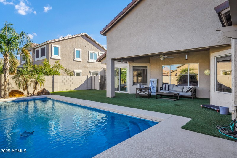 3402 E Thornton Ave-48