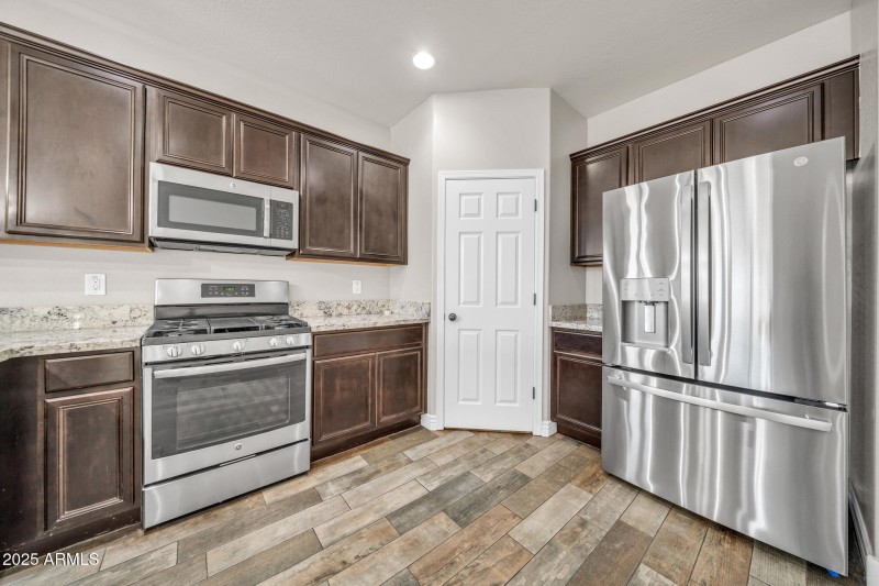 26310 N 131st Dr-10_(2048)