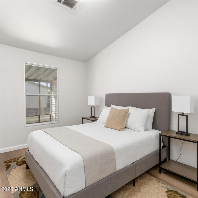 3301 S Goldfield Rd 2006