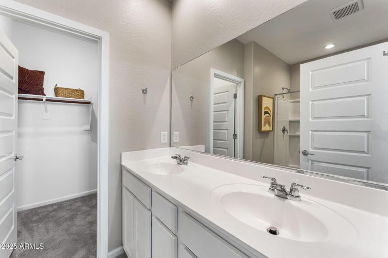 16-web-or-mls-DSC01190