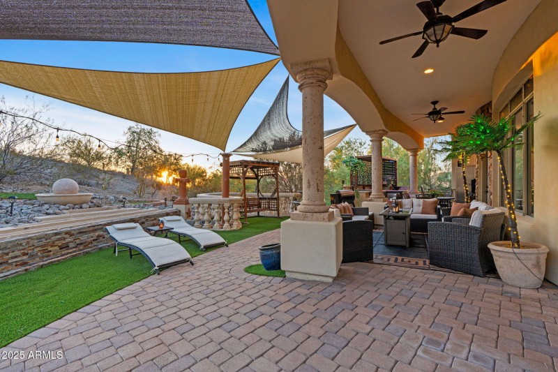 40-web-or-mls-18425-w-santa-irene-dr