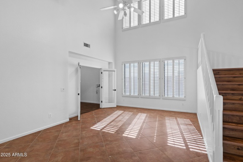 1441 S La Arboleta Dr-8