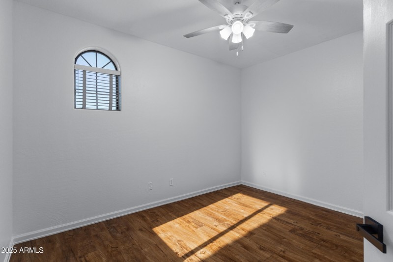 1441 S La Arboleta Dr-30