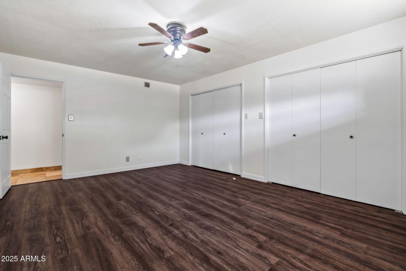 29-web-or-mls-13217 N 65th Dr--10