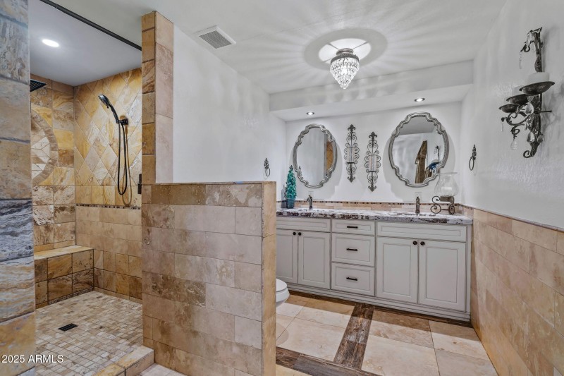 41-web-or-mls-13217 N 65th Dr--21