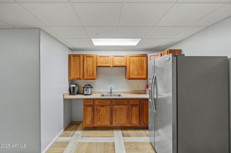 61-web-or-mls-13217 N 65th Dr--49