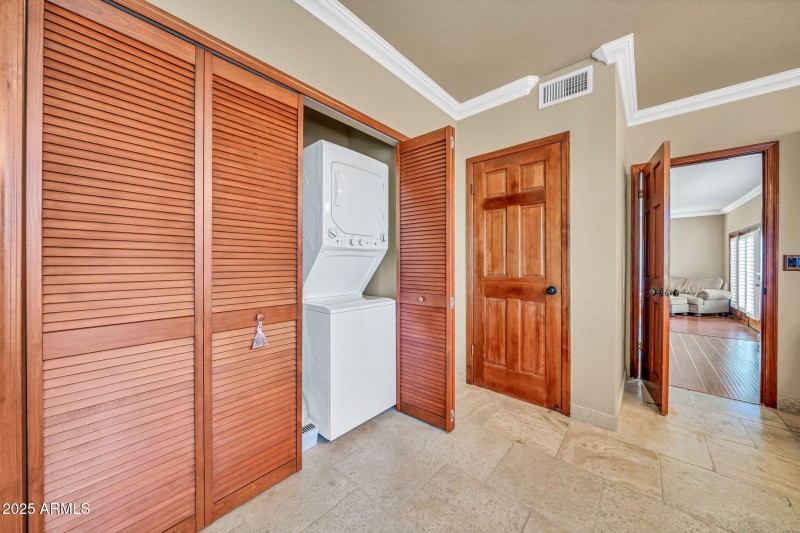 mls_1139 E Coral Gables Dr-15