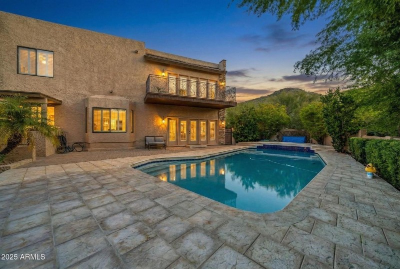 mls_1139 E Coral Gables Dr VT 3