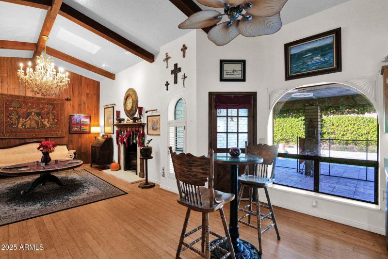 22-web-or-mls-P1404271