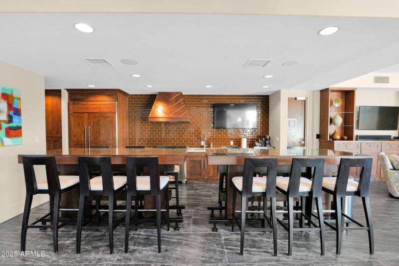 6-web-or-mls-P1393999