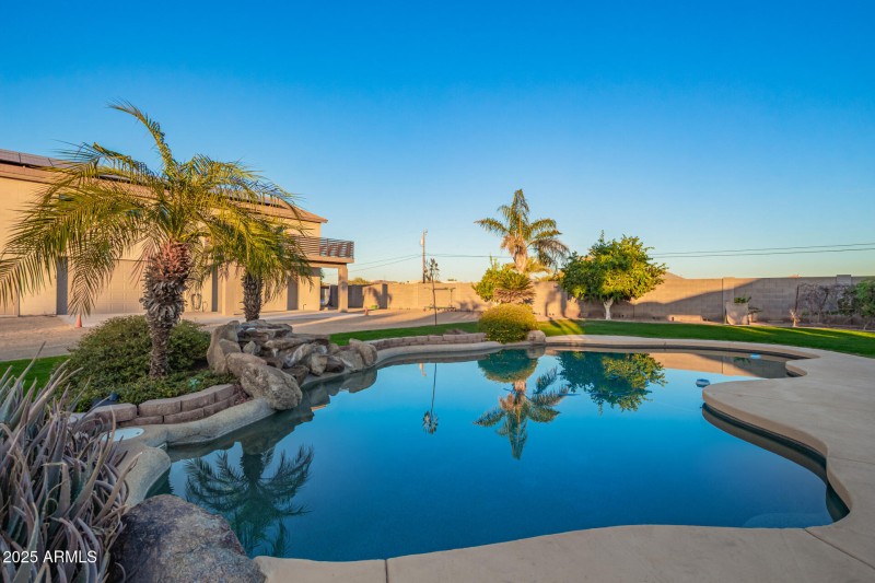 67 - Avenida Del Sol