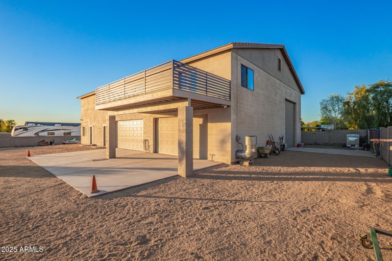 70 - Avenida Del Sol