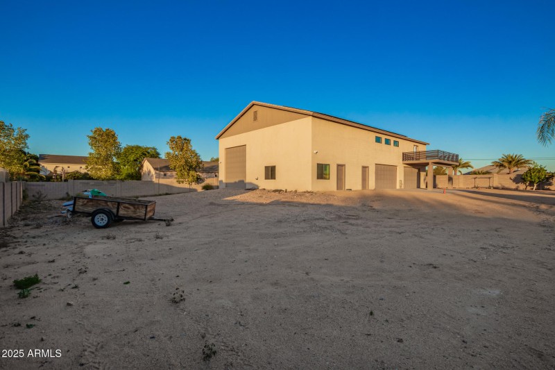 71 - Avenida Del Sol