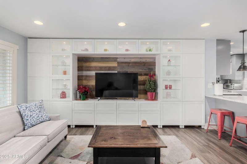 Entertainment unit lights up