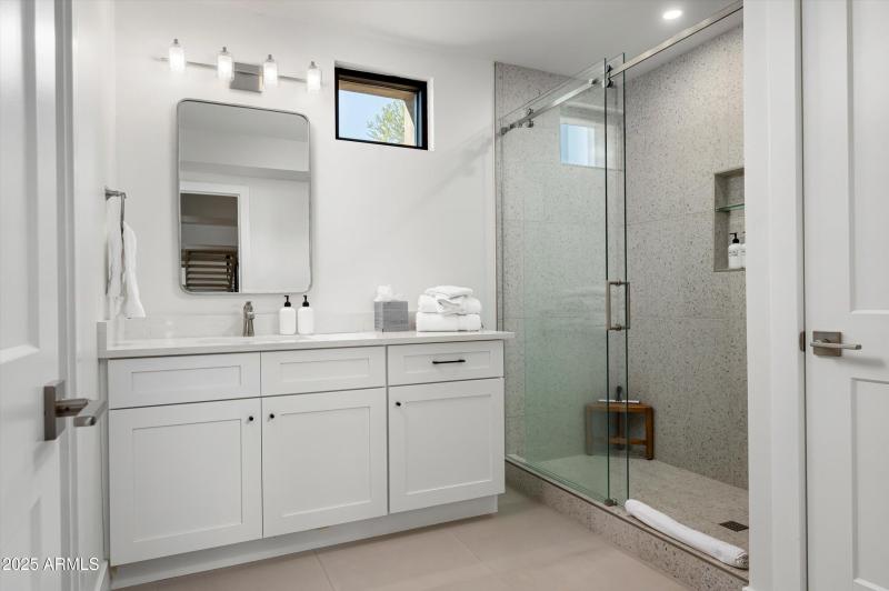 Lower Level Bathroom 4