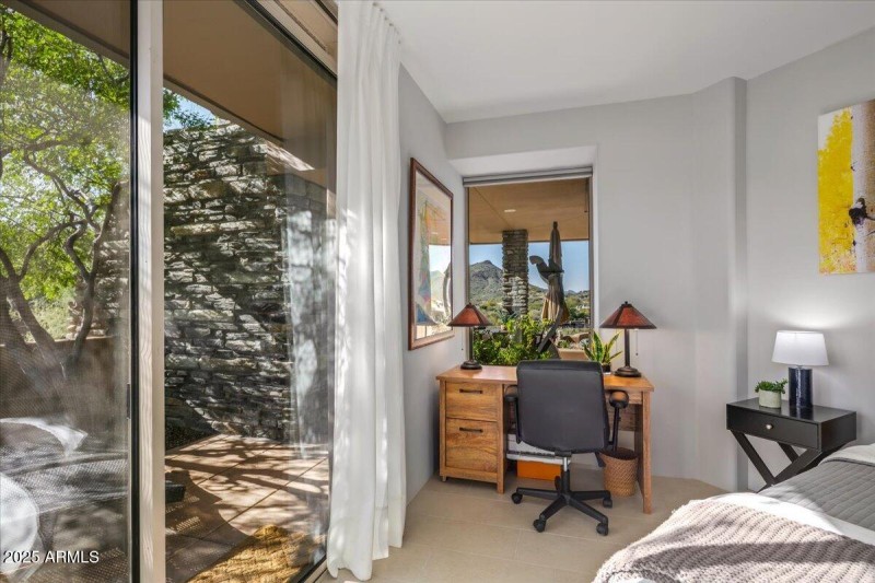 27-Guest Suite Patios