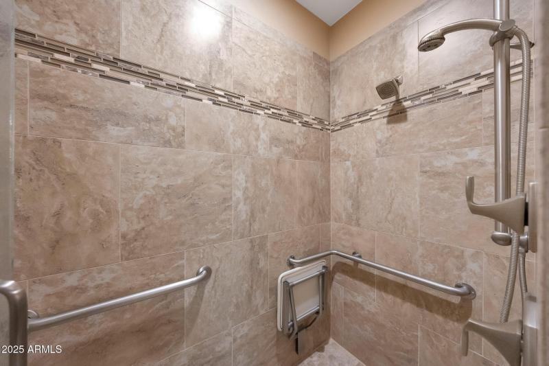 Guest house shower