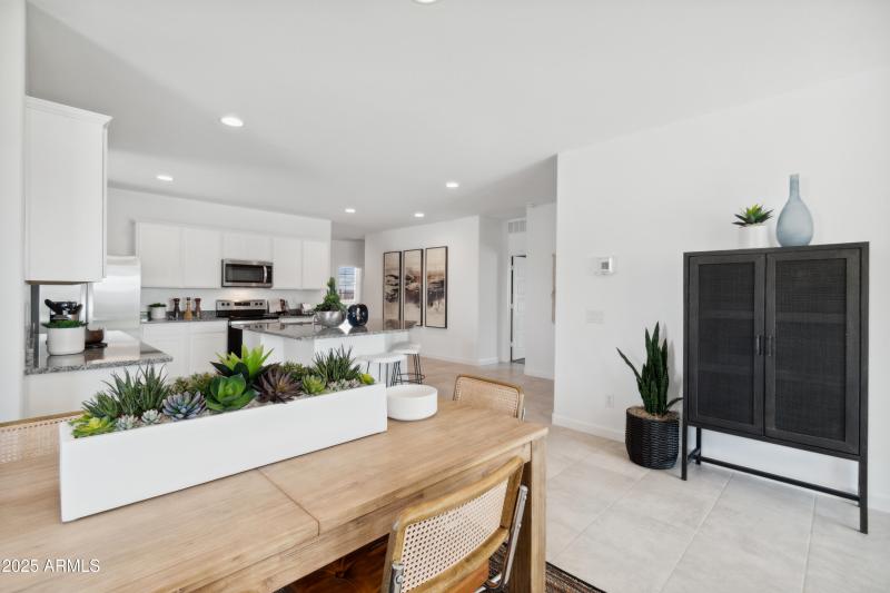 Kingston dining room