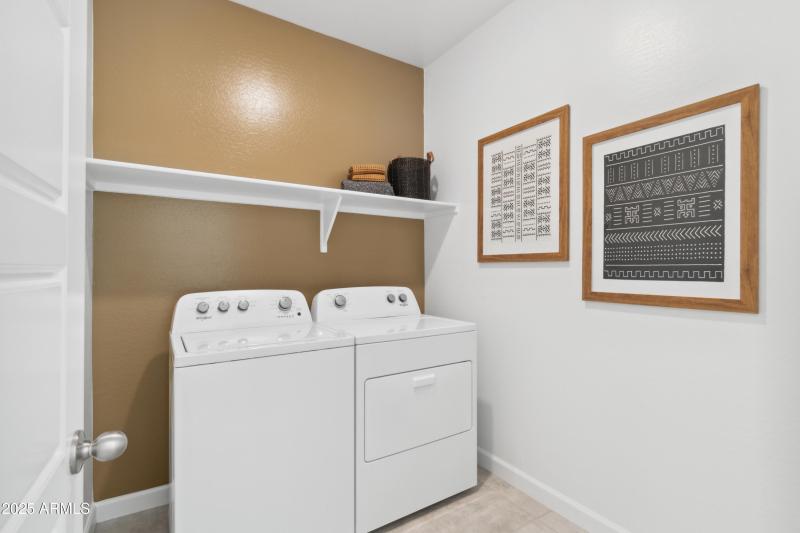 Kingston laundry room (2)