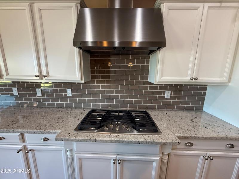 2709 N Black Rock Rd (11)