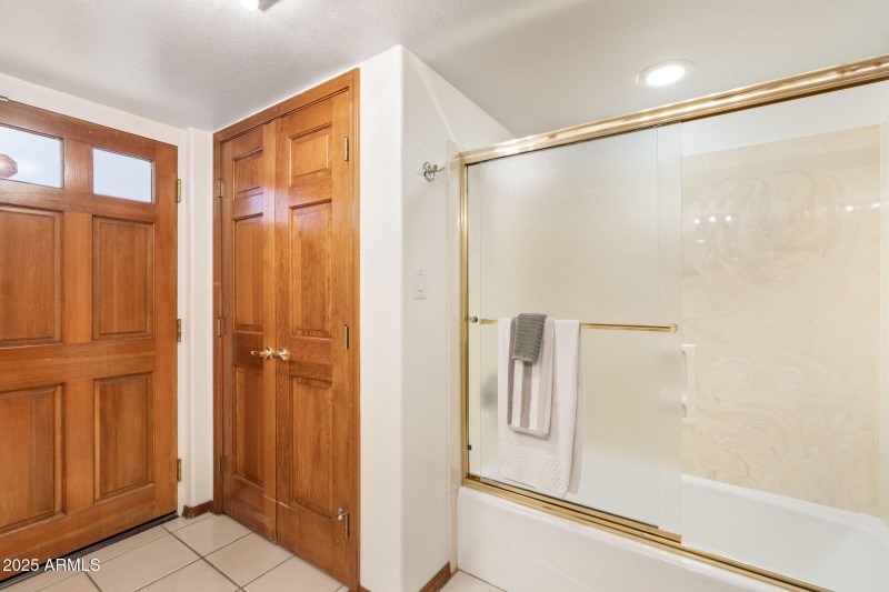 64-7242 N 23rd Place