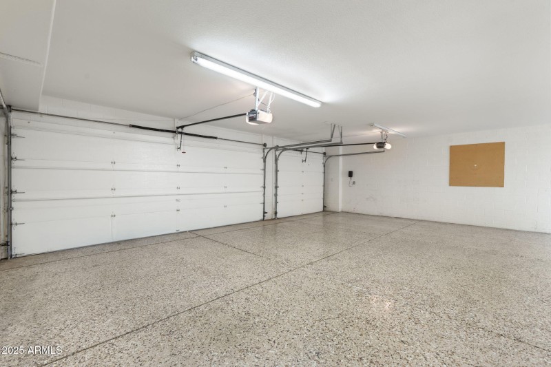 70-7242 N 23rd Place