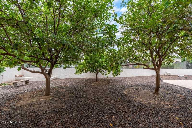 83-7242 N 23rd Place