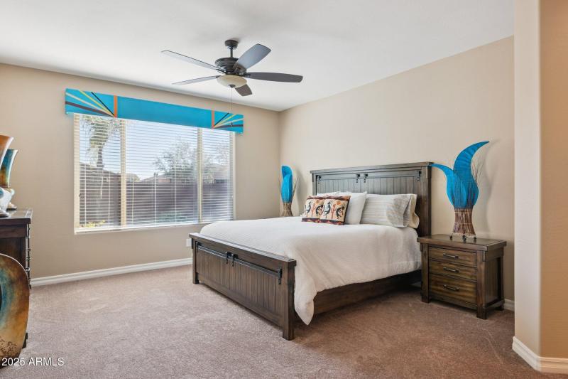 20-web-or-mls-401-basswood-ave