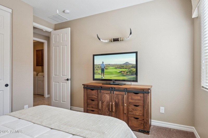 31-web-or-mls-401-basswood-ave