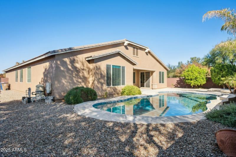 41-web-or-mls-401-basswood-ave