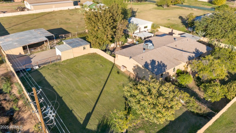 No HOA-Horse property