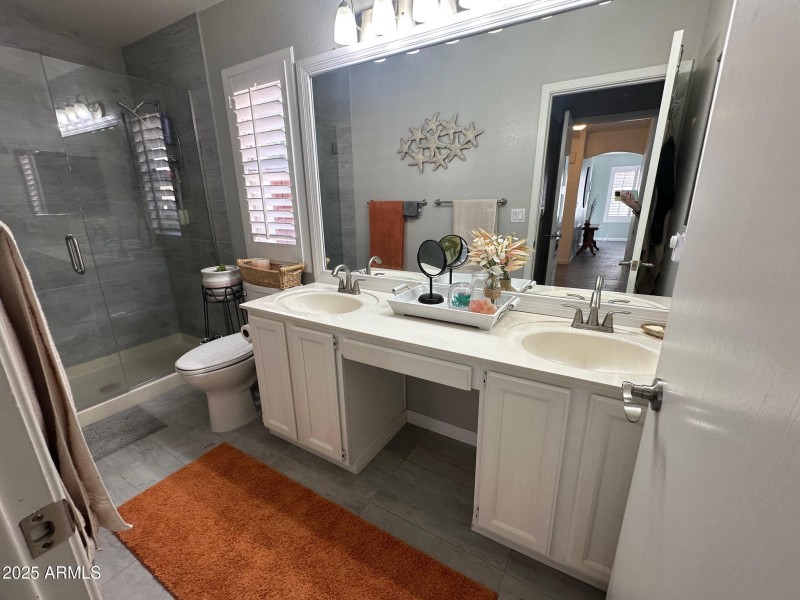 Chicago Primary Bath 2