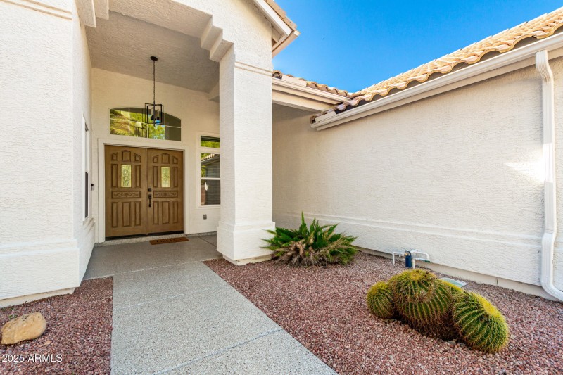 Covered Front Entryway