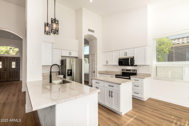 Modern Kitchen with Island