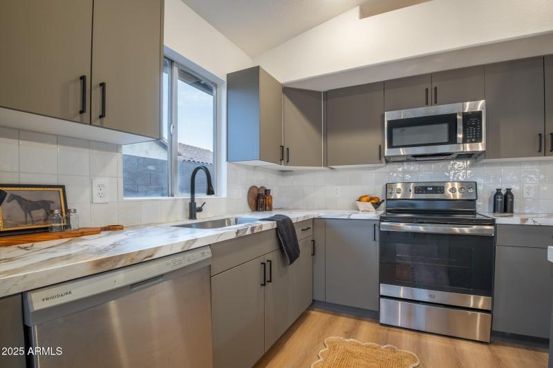 Catclaw Listing Pics 8