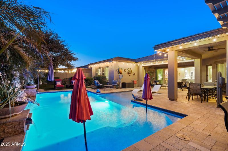 Entertainers Backyard