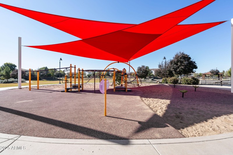 The Bridges Gilbert Community Amenities