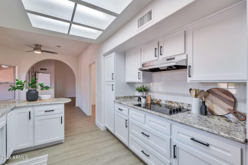 9-web-or-mls-QP- 780_1927