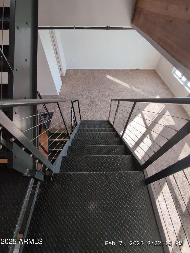 e8e91334-dae3-4d5d-84d9-c1d90916352d