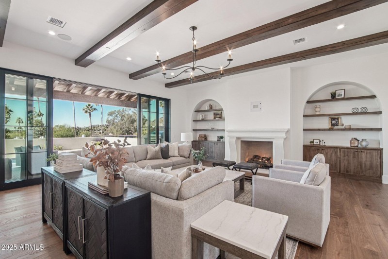 9-web-or-mls-N Echo Canyon Ln-S1412-009